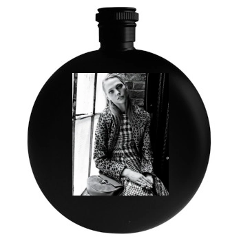 Sasha Pivovarova Round Flask