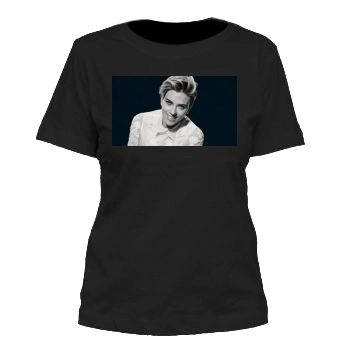 Scarlett Johansson Women's Cut T-Shirt