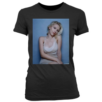 Scarlett Johansson Women's Junior Cut Crewneck T-Shirt