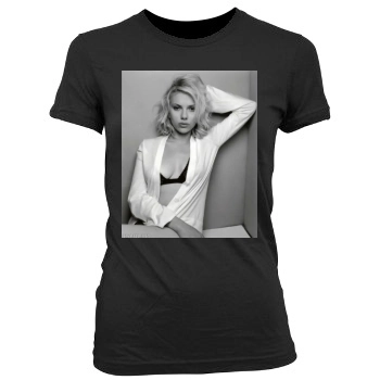 Scarlett Johansson Women's Junior Cut Crewneck T-Shirt