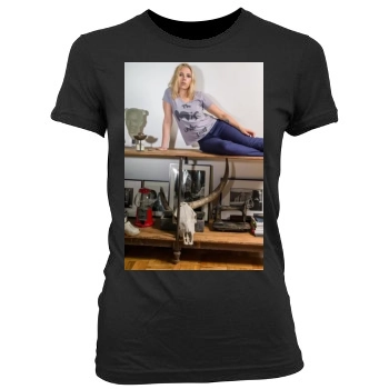 Scarlett Johansson Women's Junior Cut Crewneck T-Shirt