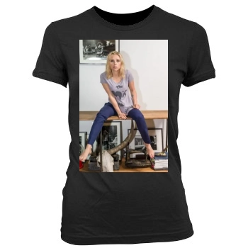 Scarlett Johansson Women's Junior Cut Crewneck T-Shirt