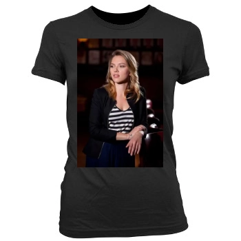 Scarlett Johansson Women's Junior Cut Crewneck T-Shirt