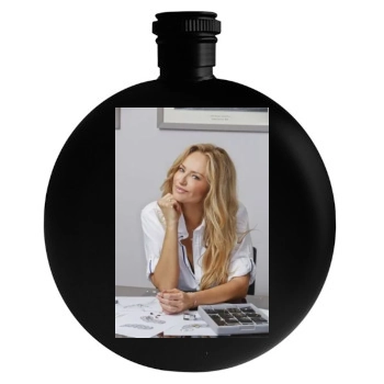 Adriana Karembeu Round Flask