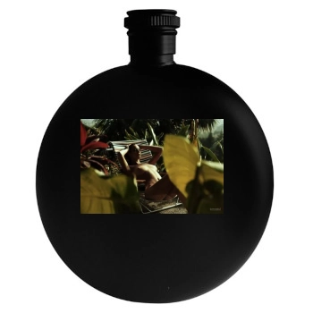 Alejandra Guilmant Round Flask