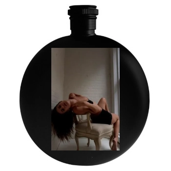 Alejandra Guilmant Round Flask