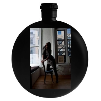 Alejandra Guilmant Round Flask