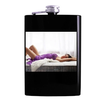 Alyssa Milano Hip Flask