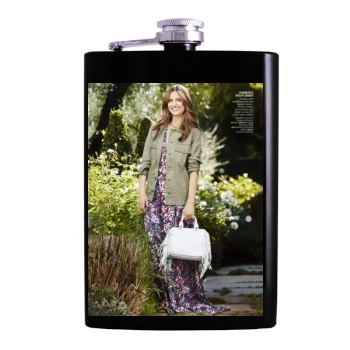 Amanda Peet Hip Flask