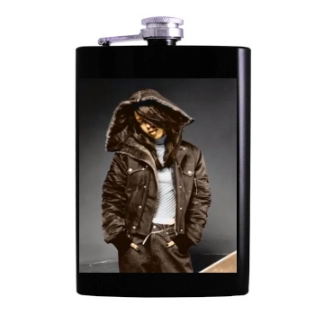 Aaliyah Hip Flask