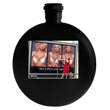 Adriana Karembeu Round Flask