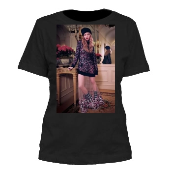 Amanda Seyfried Women's Cut T-Shirt