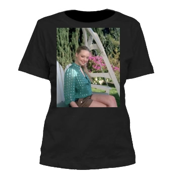 Amanda Seyfried Women's Cut T-Shirt