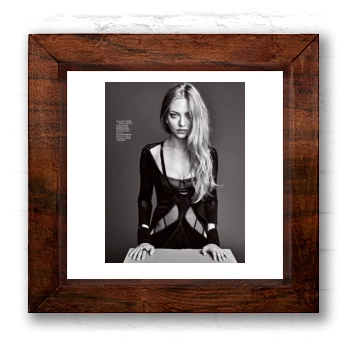 Amanda Seyfried 6x6