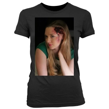 Amanda Seyfried Women's Junior Cut Crewneck T-Shirt