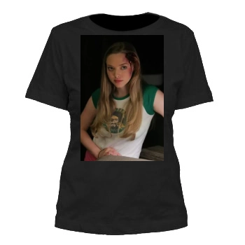 Amanda Seyfried Women's Cut T-Shirt