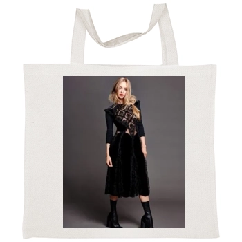 Amanda Seyfried Tote