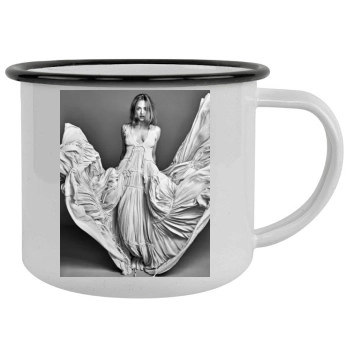 Amanda Seyfried Camping Mug