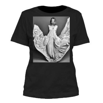 Amanda Seyfried Women's Cut T-Shirt