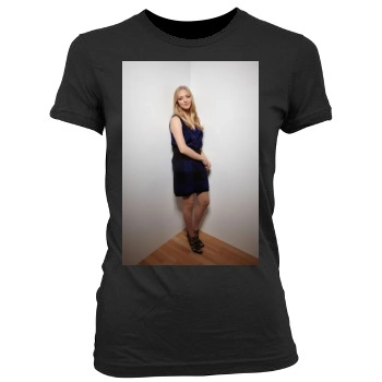 Amanda Seyfried Women's Junior Cut Crewneck T-Shirt