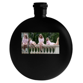 Amanda Seyfried Round Flask