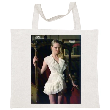 Amanda Seyfried Tote