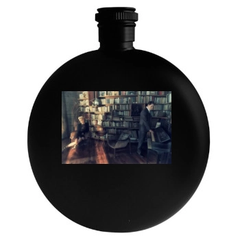 Amber Heard Round Flask