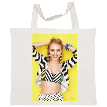 AnnaSophia Robb Tote