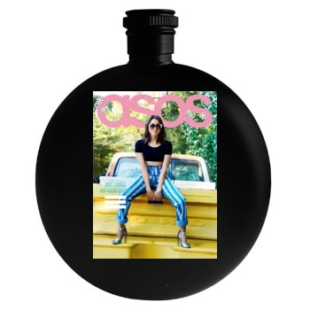 Aubrey Plaza Round Flask