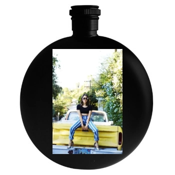 Aubrey Plaza Round Flask