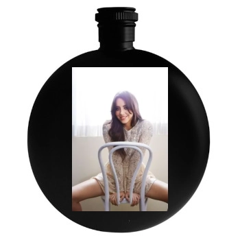 Aubrey Plaza Round Flask