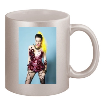 Aubrey Plaza 11oz Metallic Silver Mug