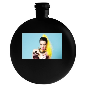 Aubrey Plaza Round Flask