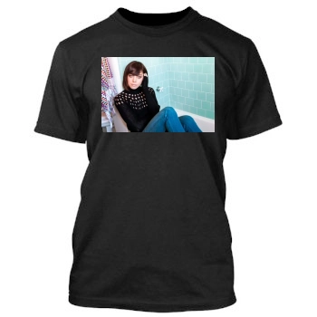 Aubrey Plaza Men's TShirt