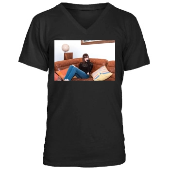 Aubrey Plaza Men's V-Neck T-Shirt