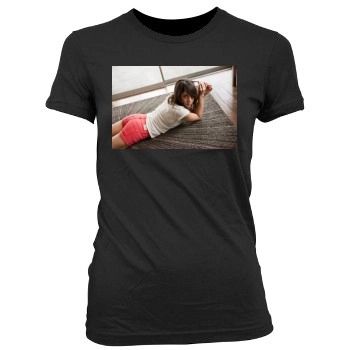 Aubrey Plaza Women's Junior Cut Crewneck T-Shirt