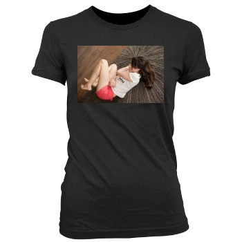 Aubrey Plaza Women's Junior Cut Crewneck T-Shirt