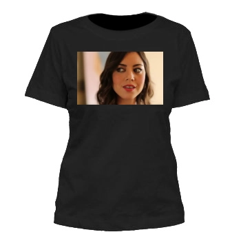 Aubrey Plaza Women's Cut T-Shirt