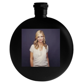 Sarah Michelle Gellar Round Flask