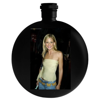 Sarah Michelle Gellar Round Flask