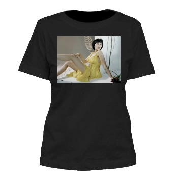 Scarlett Johansson Women's Cut T-Shirt