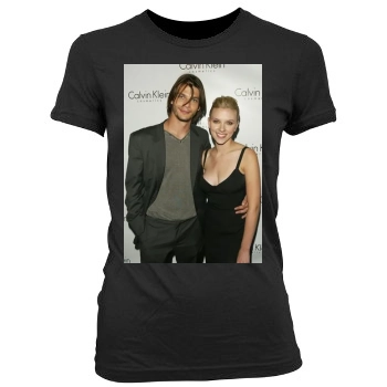 Scarlett Johansson Women's Junior Cut Crewneck T-Shirt