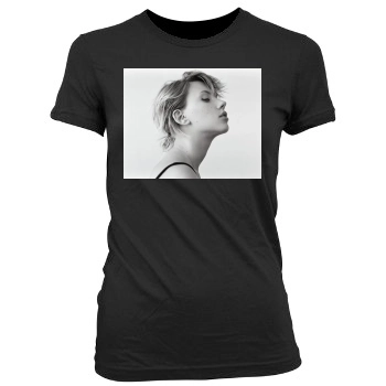 Scarlett Johansson Women's Junior Cut Crewneck T-Shirt