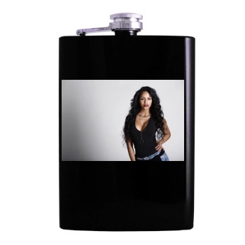 Fanny Neguesha Hip Flask