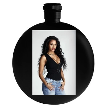 Fanny Neguesha Round Flask