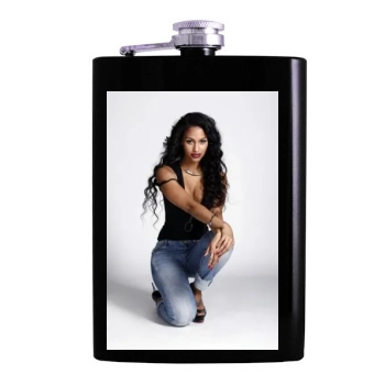 Fanny Neguesha Hip Flask