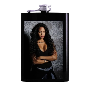 Fanny Neguesha Hip Flask