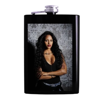 Fanny Neguesha Hip Flask