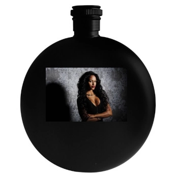 Fanny Neguesha Round Flask