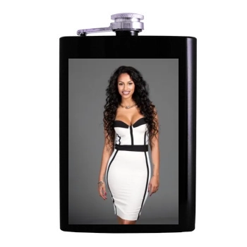 Fanny Neguesha Hip Flask